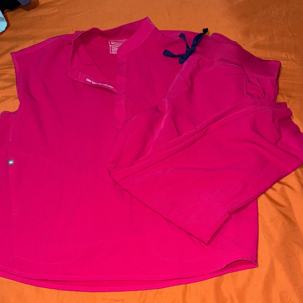 Vibrant Pink FIGS Scrub Set